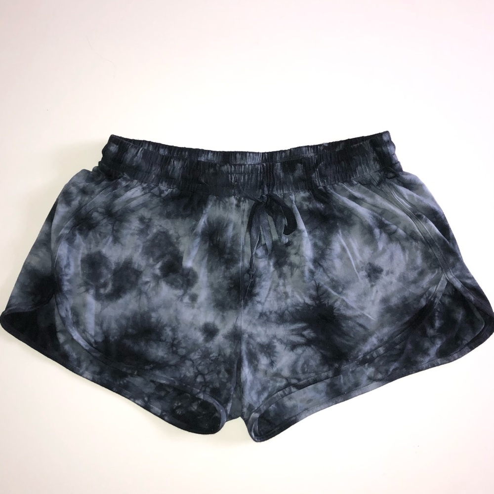 Tie Dye Shorts💙🤍